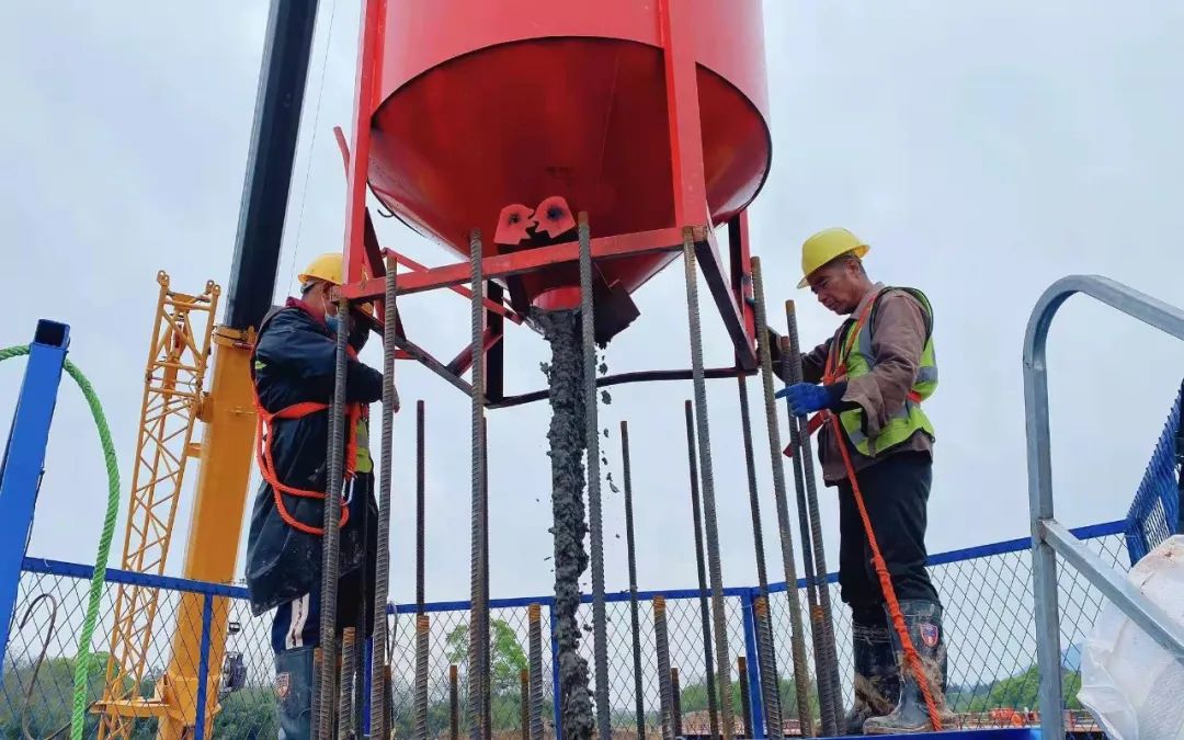 副市长江新洪主持召开西二环高快项目建设指挥部办公住宅二次调度会